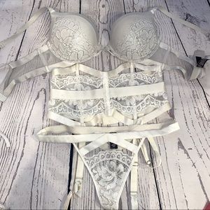 Victoria’s Secret Very Sexy Set